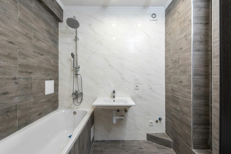 Expert Bathroom Remodel Tips for a Stunning New Look
