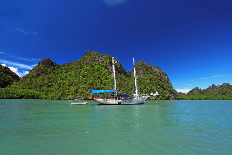 Langkawi to Koh Lipe Ferry – Your Gateway to Island Adventure