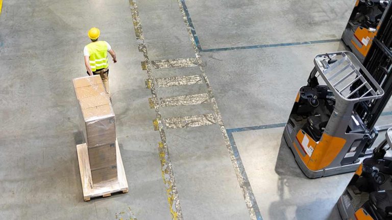 How Our Lumper Service Can Streamline Your Warehouse Operations